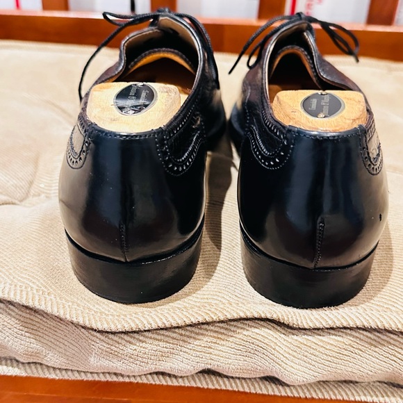 Bruno Magli Charles Italy Leather Oxfords. - Picture 4 of 10
